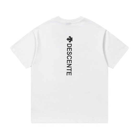 Descente White Short-Sleeved T-Shirt With Black Letter Logo Print